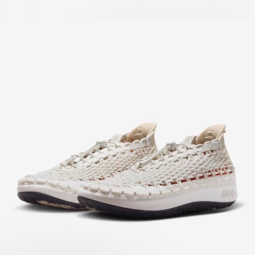 Men’s Nike ACG Watercat+ Summit White Woven Sneakers and water shoes